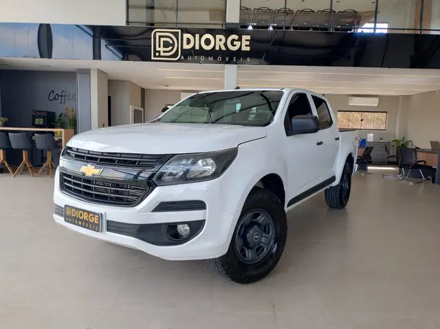 Carro Chevrolet S10 Cabine Simples 2020 S10 2.8 CTDi Chassi Cabine LS 4WD