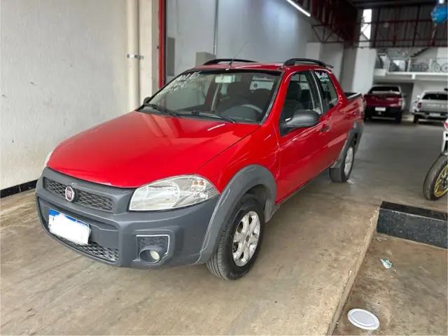 Carro Fiat Strada 2015 Working 1.4 (Flex) (Cabine Dupla)