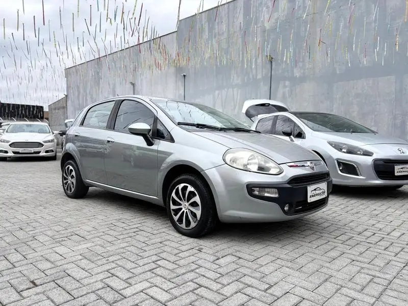 Fiat Punto Attractive 1.4 (Flex)