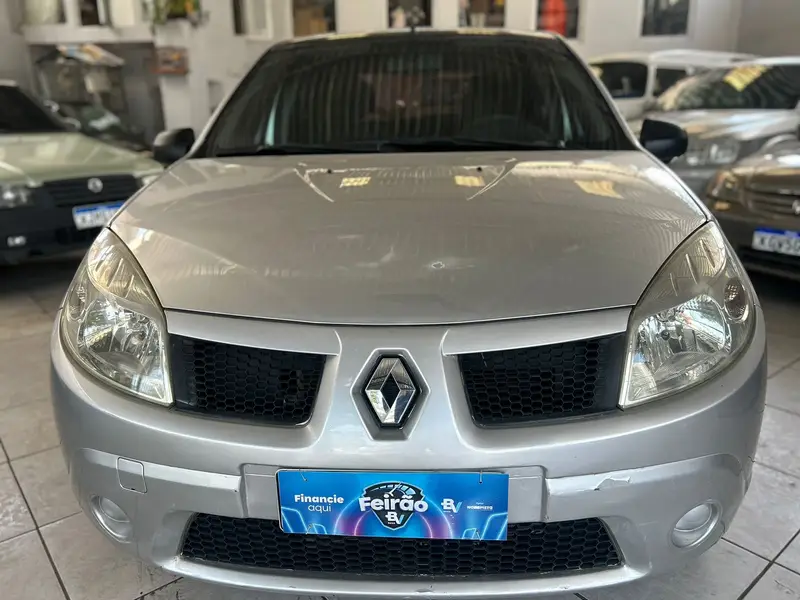Renault Authentique 1.0