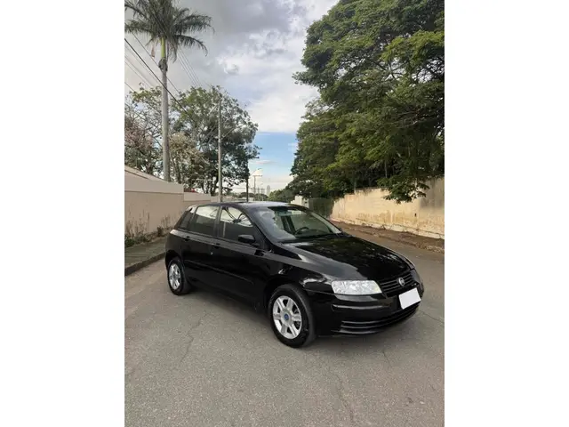 Carro Fiat Stilo 2003 1.8 8V