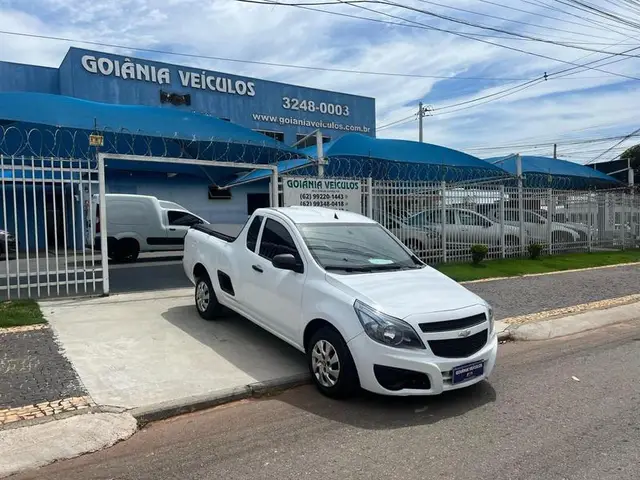 Carro Chevrolet Montana 2014 LS 1.4 (Flex)