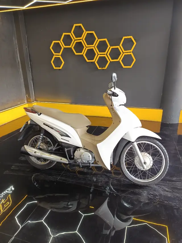 Carro Honda Biz 125i 2015 ES