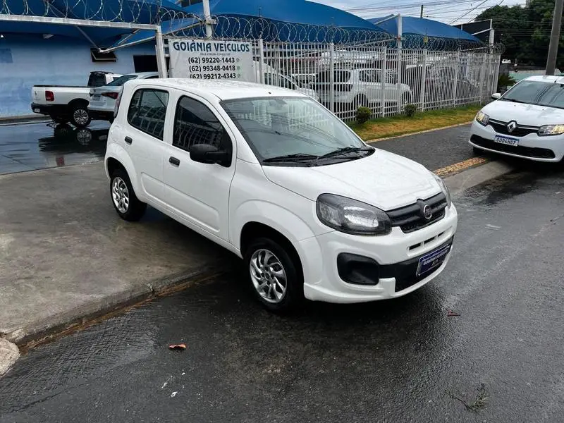 Fiat Uno Attractive 1.0