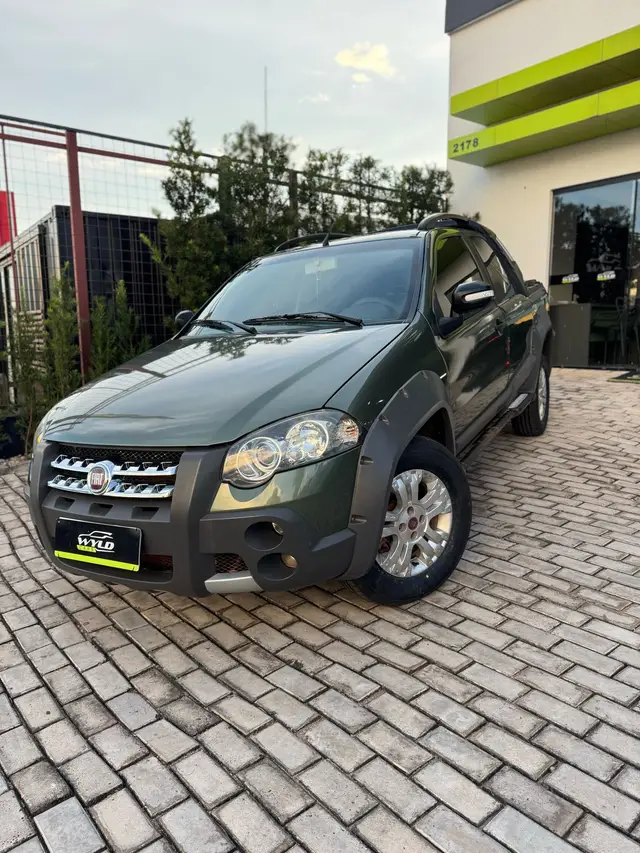 Carro Fiat Strada 2010 Adventure 1.8 8V (Flex) (Cabine Dupla)