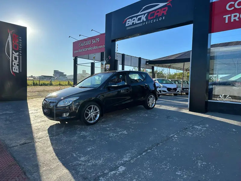 Hyundai i30 2.0 16V (aut)