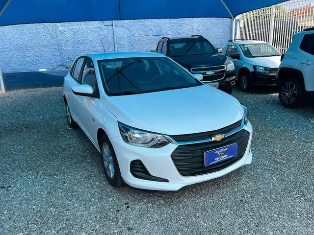 Carro Chevrolet Onix 2023 LT 1.0