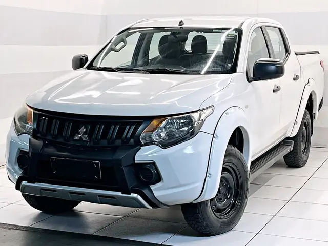 Carro Mitsubishi L200 Triton Sport 2020 Sport 2.4 GLX 4WD