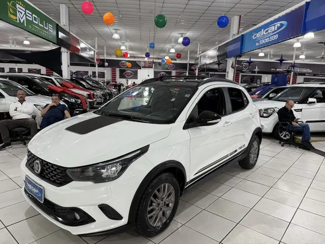Carro Fiat Argo 2020 1.3 Trekking (Flex)