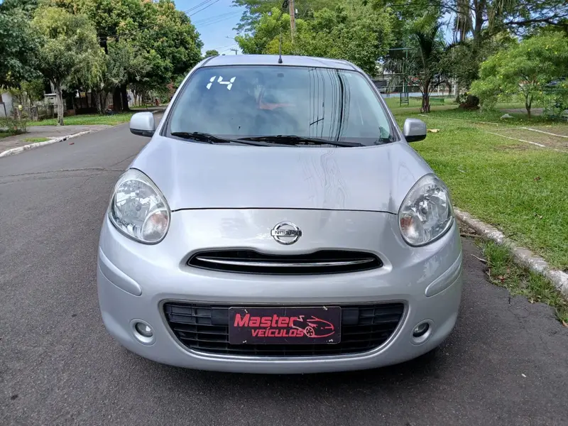 Nissan March 1.0 16V S (Flex)