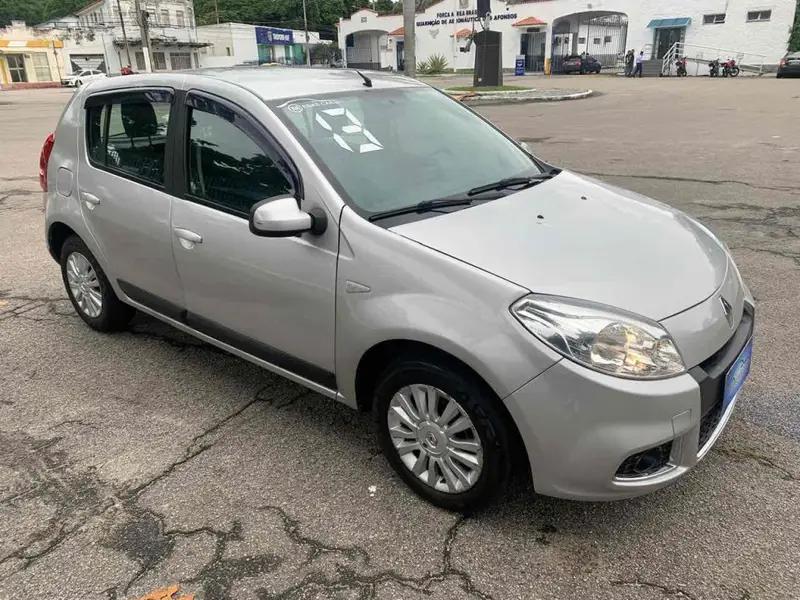 Renault Sandero Privilège 1.6 8V Hi-Torque (flex)