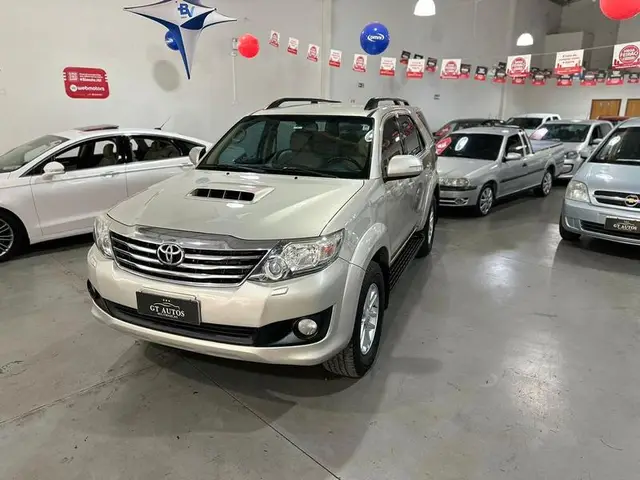 Carro Toyota Hilux Cabine Dupla 2015 Hilux 2.7 4x4 CD STD (Flex)