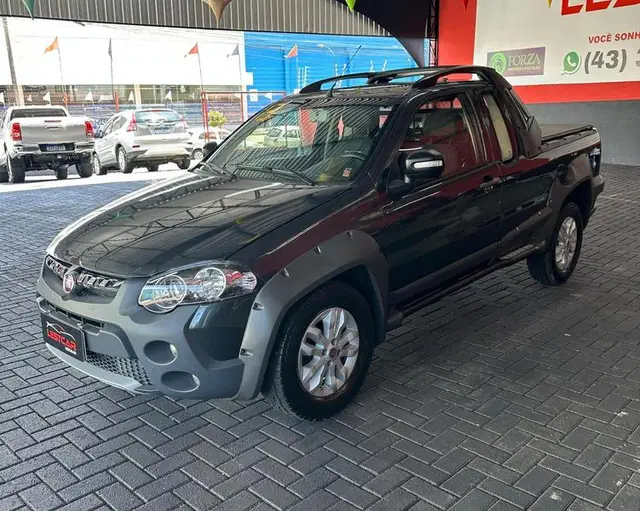 Carro Fiat Strada 2013 Adventure 1.8 16V (Flex) (Cabine Dupla)