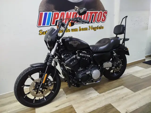 Carro Harley-Davidson Sportster XL 883 2018 Iron