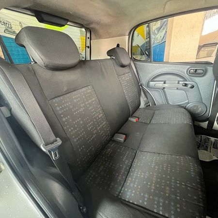 Uno Vivace 1.0 8V (Flex) 4p