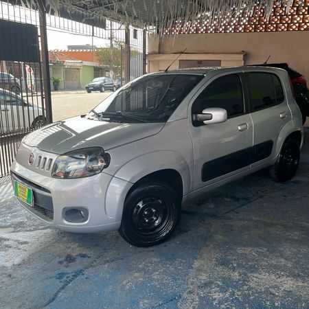 Uno Vivace 1.0 8V (Flex) 4p