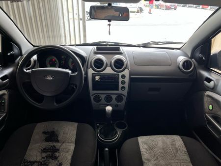 Fiesta Sedan 1.6 (Flex)
