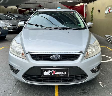 Focus Sedan GLX 2.0 16V (Flex)