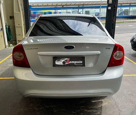 Focus Sedan GLX 2.0 16V (Flex)