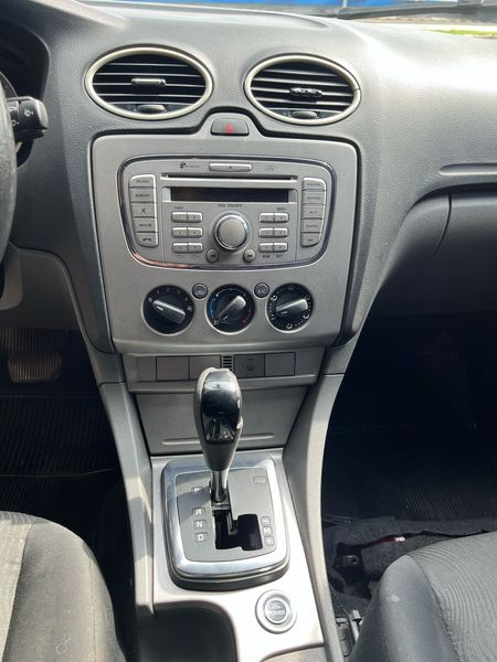 Focus Sedan GLX 2.0 16V (Flex)