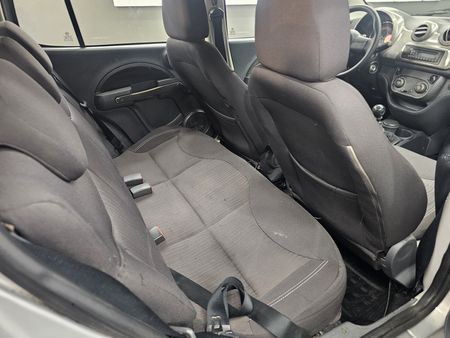 Uno Way 1.0 8V (Flex) 4p