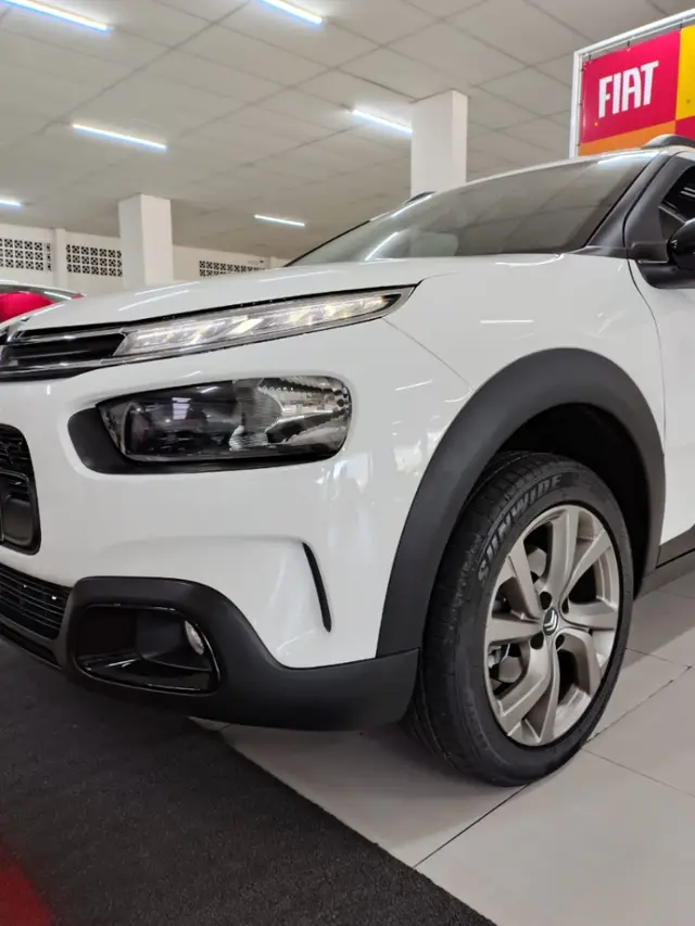 Carro Citroën C4 Cactus 2022 1.6 Feel (Aut) (Flex)