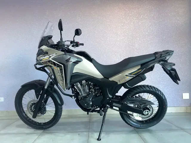 Carro Honda XRE Sahara 300 2025 Adventure