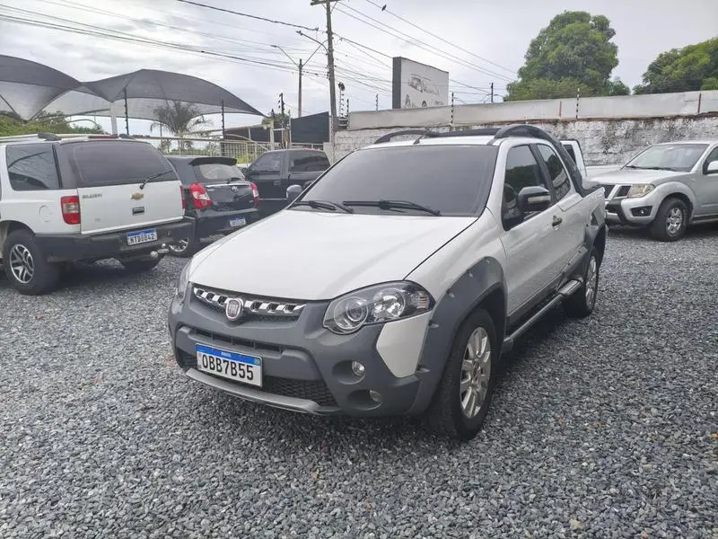 Fiat Strada Adv. M. March. 1.8 Flex 16V CD