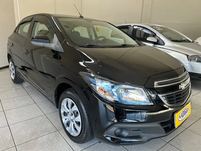Carro Chevrolet Onix 2015 1.4 LT SPE/4