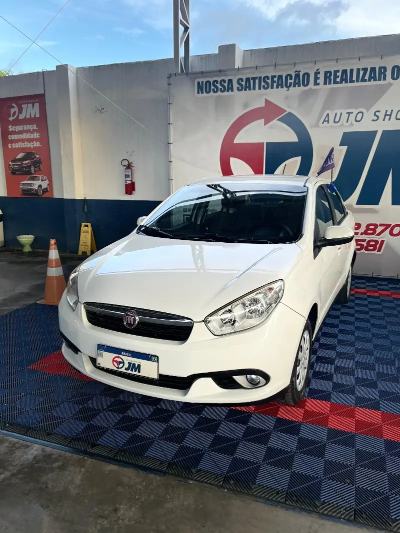 Fiat Grand Siena Evo Attractive 1.4 8V (Flex)