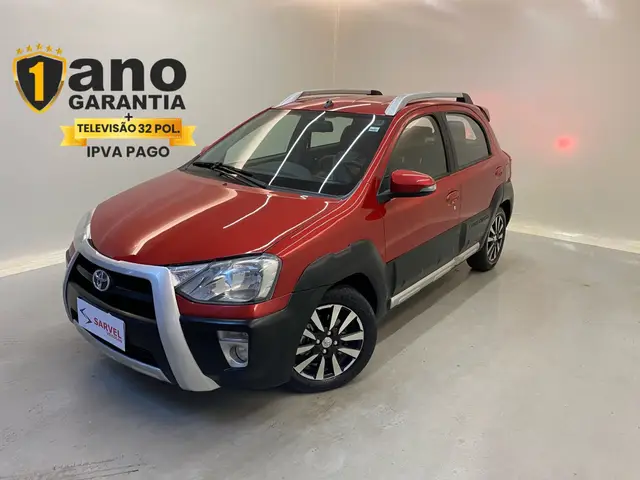 Carro Toyota Etios 2017 Cross 1.5 (Aut) (Flex)