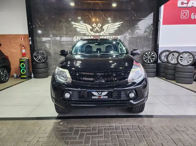 Carro Mitsubishi L200 Triton Sport 2020 Sport 2.4 DID-H HPE-S 4WD (Aut)