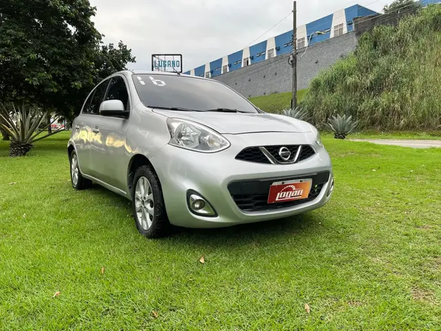 Carro Nissan March 2016 1.6 16V SV (Flex)