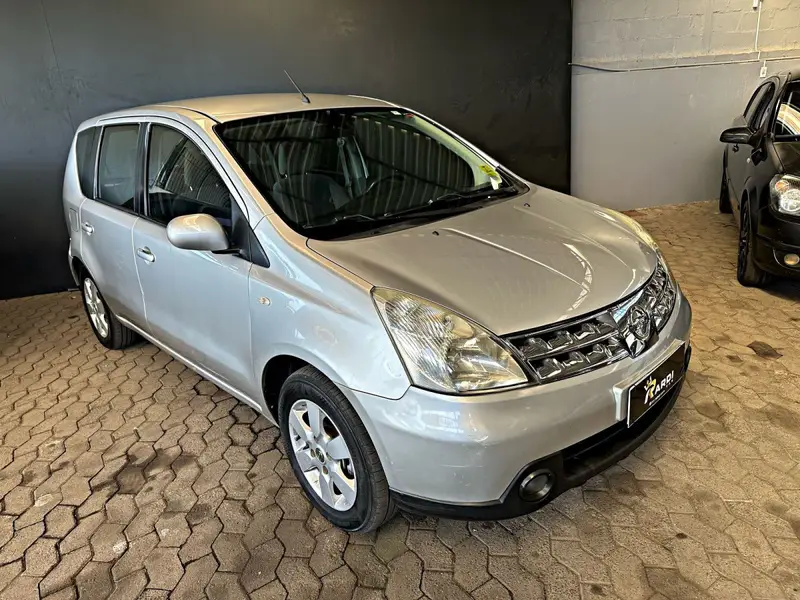 Nissan Livina 1.8 16V (flex) (aut)