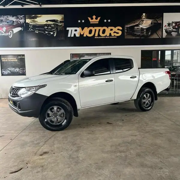 Carro Mitsubishi L200 Triton Sport 2021 Sport 2.4 DID-H GLS 4WD (Aut)