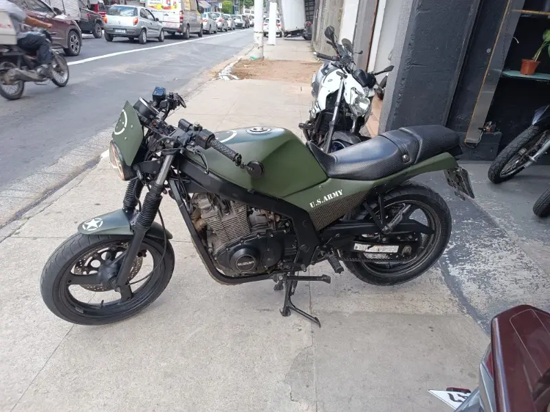 Suzuki Gs 500 E