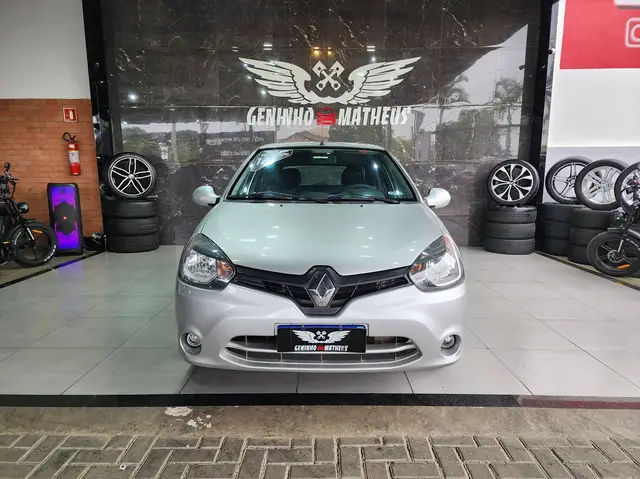 Carro Renault Clio 2016 Expression 1.0 16V (Flex)