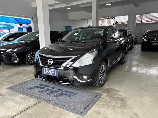 Carro Nissan Versa 2018 1.6 16V Unique CVT (Flex)
