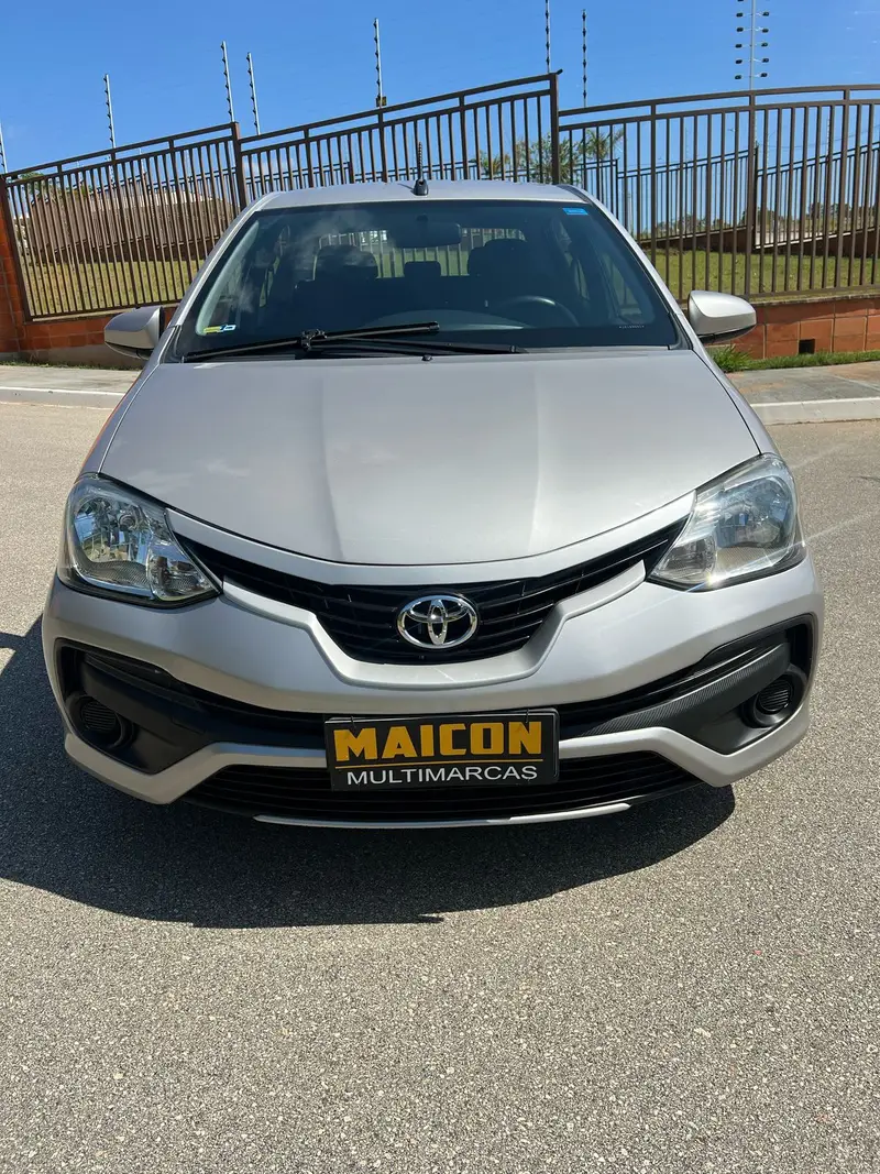 Toyota Etios Sedan XS 1.5 (Aut) (Flex)