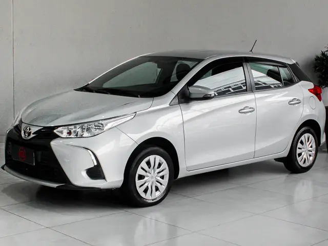 Carro Toyota Yaris 2023 XL 1.5 (Flex) (Aut)