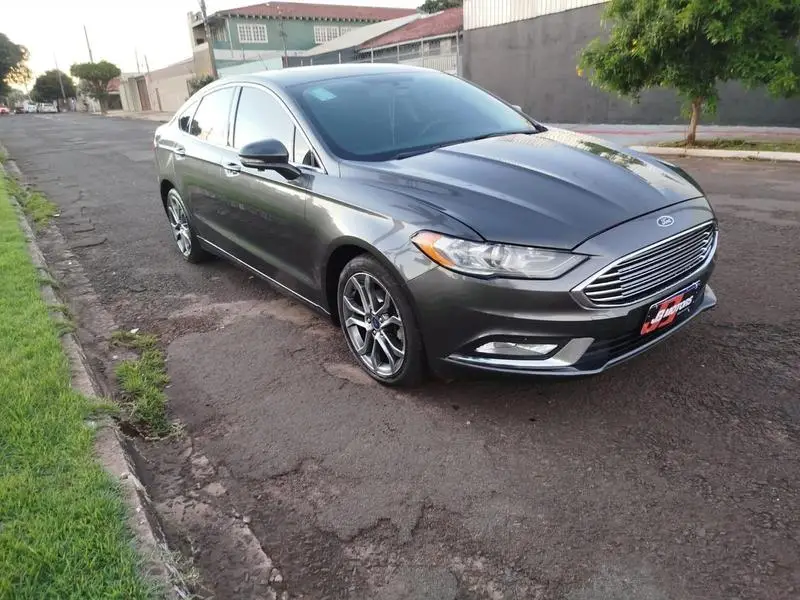 Ford Fusion 2.0 16V Hybrid Titanium (Aut)