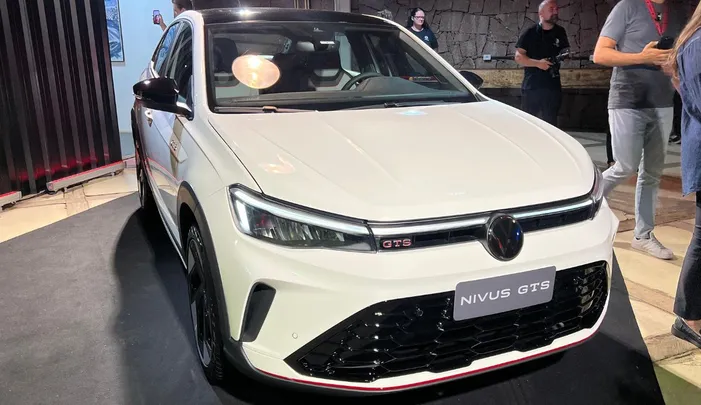 SUV cupê ganha versão esportiva para concorrer com Fiat Fastback Abarth