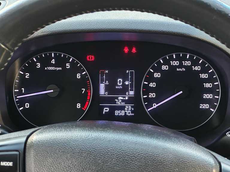 alt=