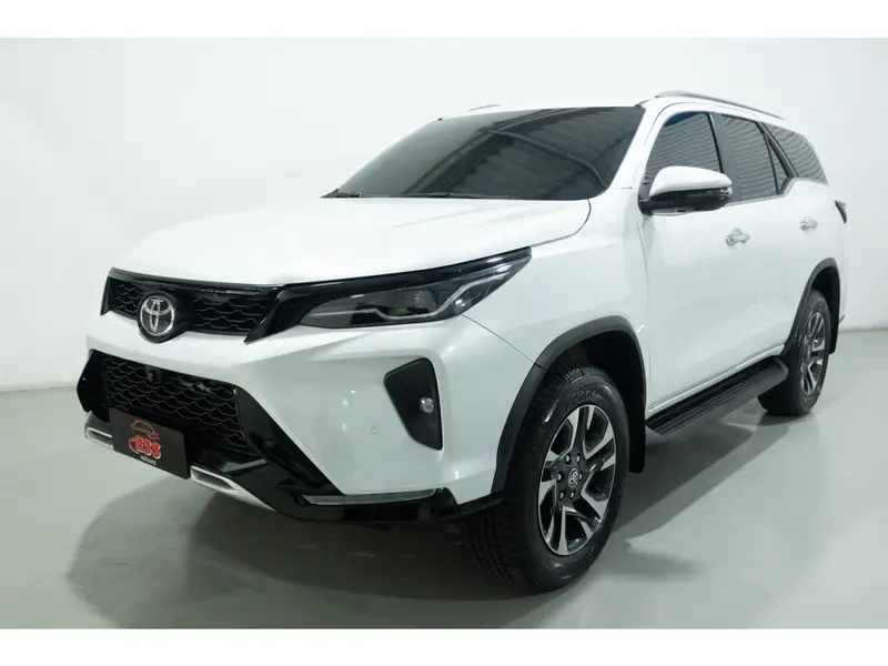 Toyota SW4 SRX Platinum 2.8 Turbodiesel 4x4 (Aut.) (7 Lugares)