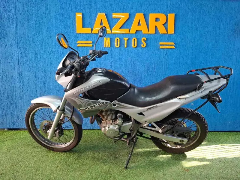 Honda NX 4 Falcon 400