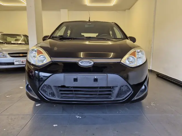 Carro Ford Fiesta Hatch 2014 SE Rocam 1.6 (Flex)