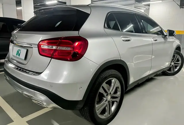 Carro Mercedes-Benz GLA 200 2017 GLA 200 1.6 Style