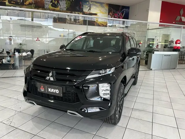 Carro Mitsubishi Pajero Sport 2024 Legend Black 2.4
