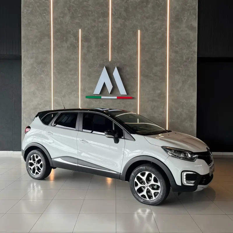 Renault Captur Intense 1.6 16v SCe CVT (Flex)