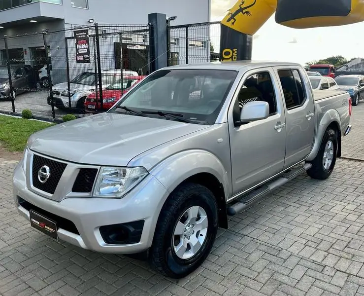Nissan Frontier 2.5 TD CD 4x4 S